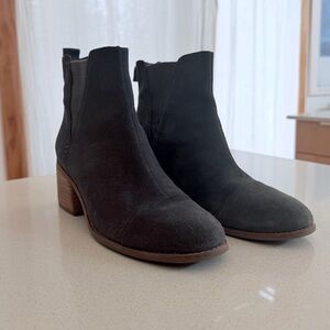 Toms Black Suede Chelsea Ankle Boots with Stacked Heel